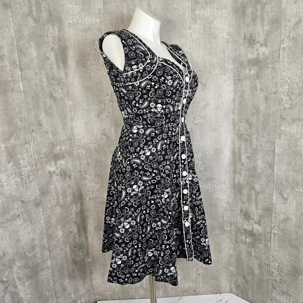 Hell Bunny Vixen Black Bandana Skull Print Button Front Dress – Women's Size XL - Picture 6 of 10